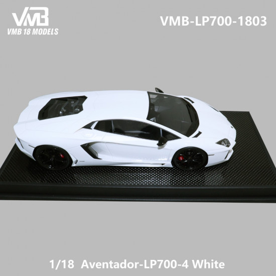 VMB 1/18 Lamborghini Aventador  LP700-4 White