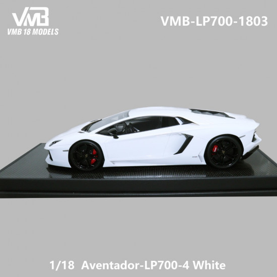 VMB 1/18 Lamborghini Aventador  LP700-4 White