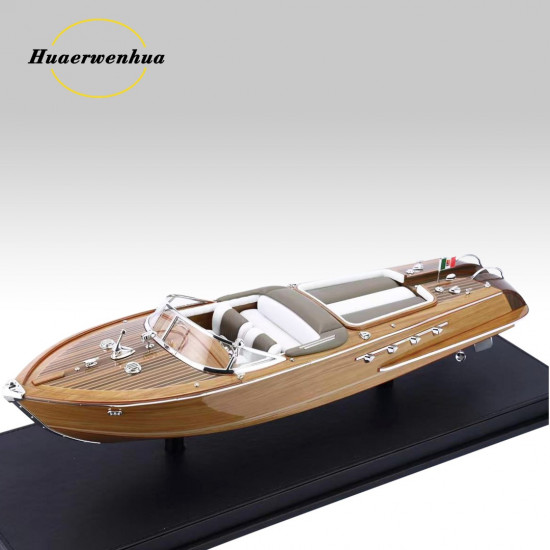 VMB 1:18 Riva Aquarama resin model