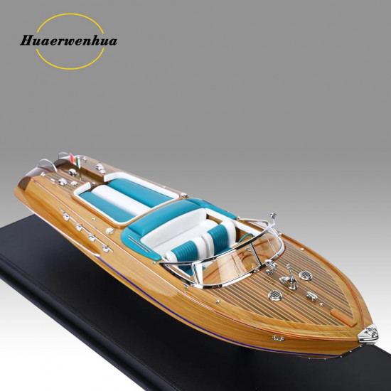 VMB 1:18 Riva Aquarama