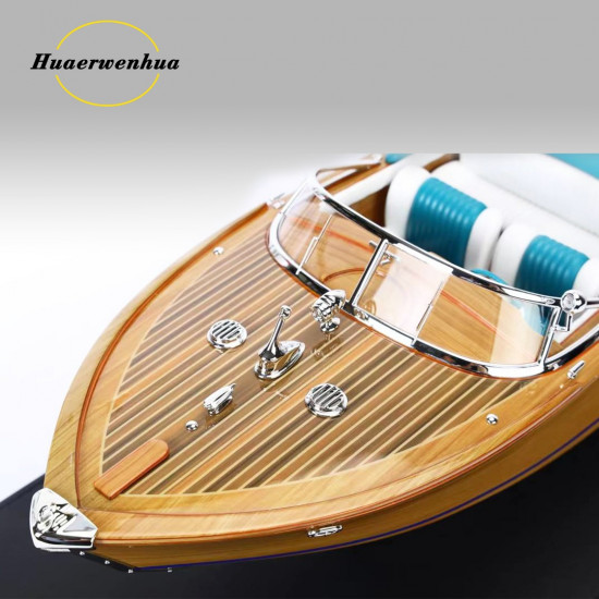 VMB 1:18 Riva Aquarama