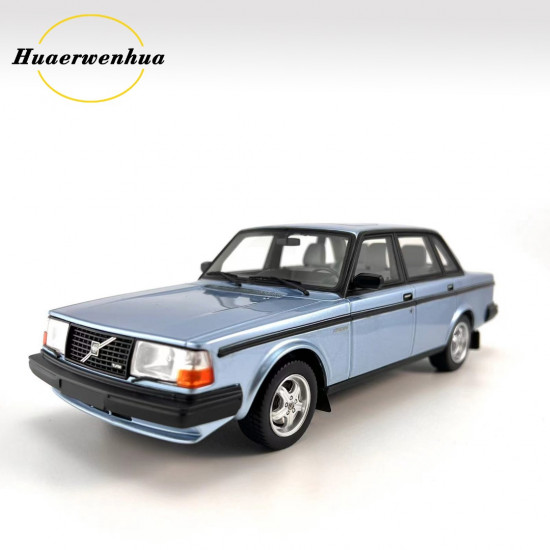 DNA1:18 Volvo 244 turbo 