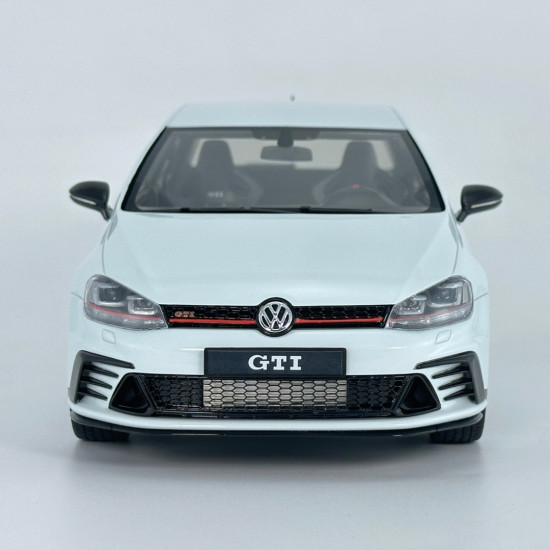 DNA 1:18 Volkswagen GTI new resin models 3 colors DNA 1:18 Volkswagen GTI new resin models 3 colors